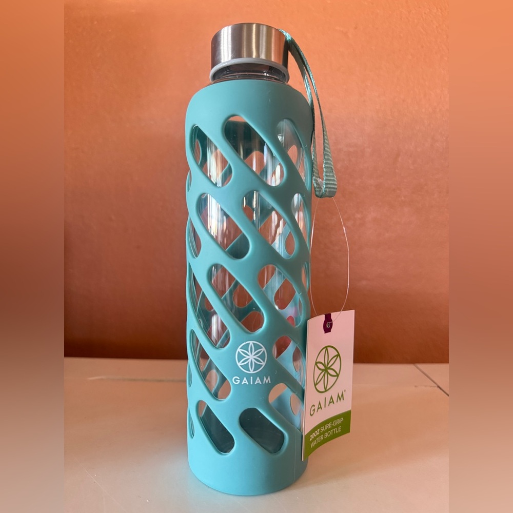 NWT 4-pack Gaiam Teal Glass Water Bottle with Silicone Sleeve 20oz Sure-Grip